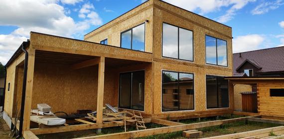 Частный дом - реализлванные объекты Сибкомфорт: пластиковые окна, алюминиевые конструкции